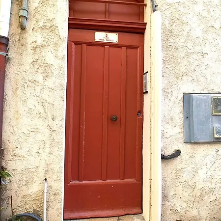 Renovated 2 Bedroom Duplex In The Center Of Daire